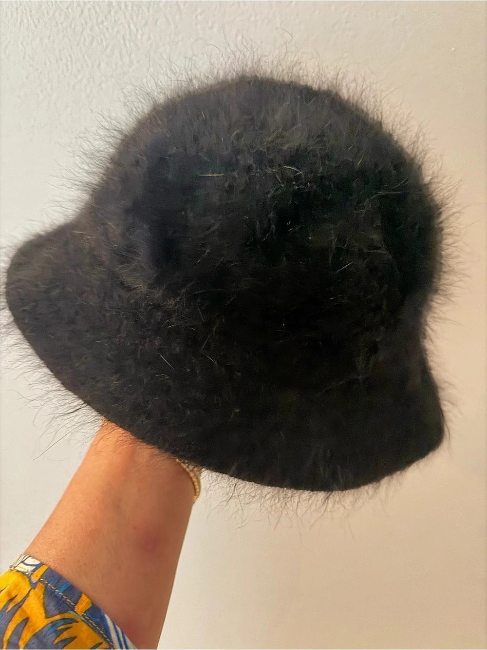 Edge Fuzzy Angora Black Bucket Hat